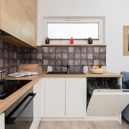 Solvo Apartment With Balcony & Parking Gdansk Przymorze By Noclegi Renters מראה חיצוני תמונה